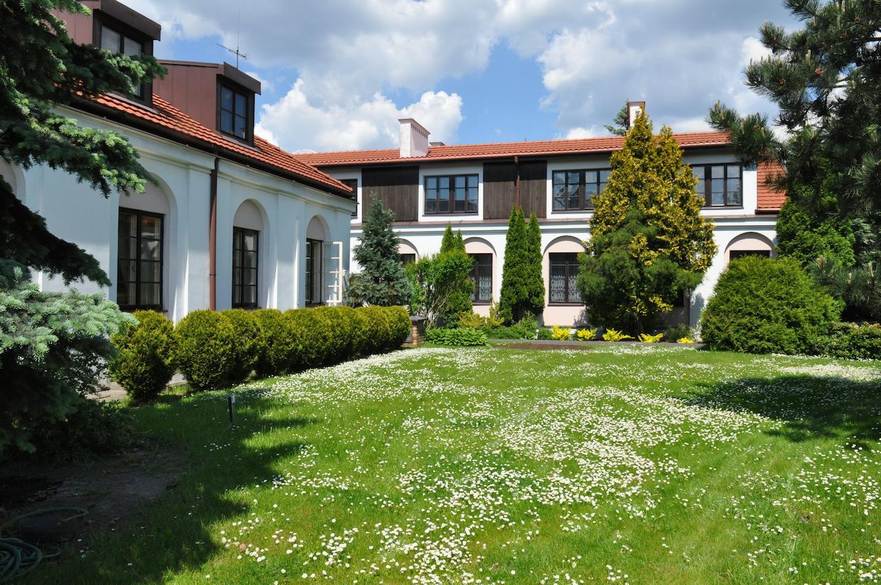 Hotel "Zajazd Napoleonski" Varsovia Exterior foto