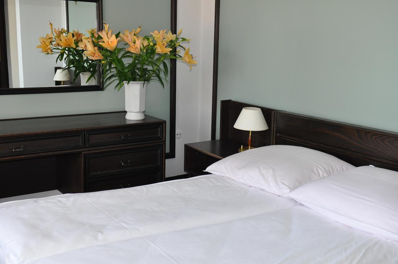 Hotel "Zajazd Napoleonski" Varsovia Habitación foto